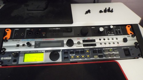 Yamaha motif rack midi - motif-rack, es