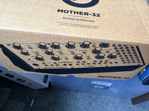 Moog mother analogue - moog,