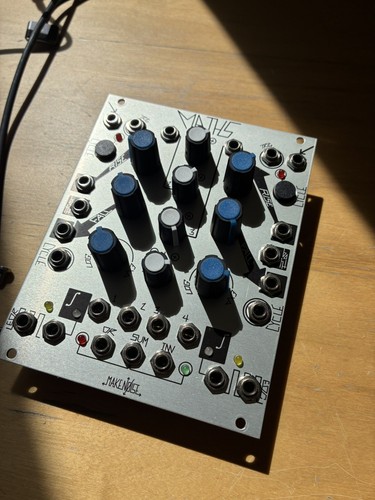 Make noise maths - maths, v2