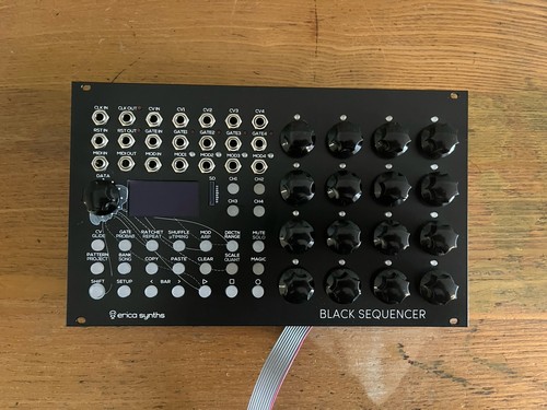 Erica synths black - erica,