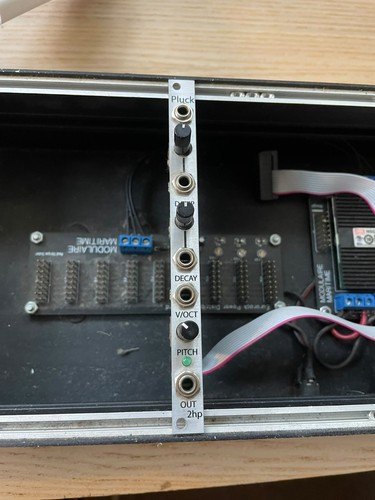 2hp pluck eurorack module - eurorack,