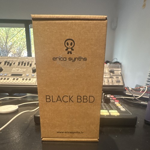 Erica synths black - synths,
